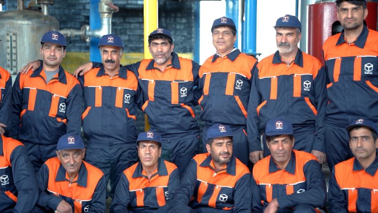 Rezin Haye YAZD ENG.00_02_15_14.Still037-min